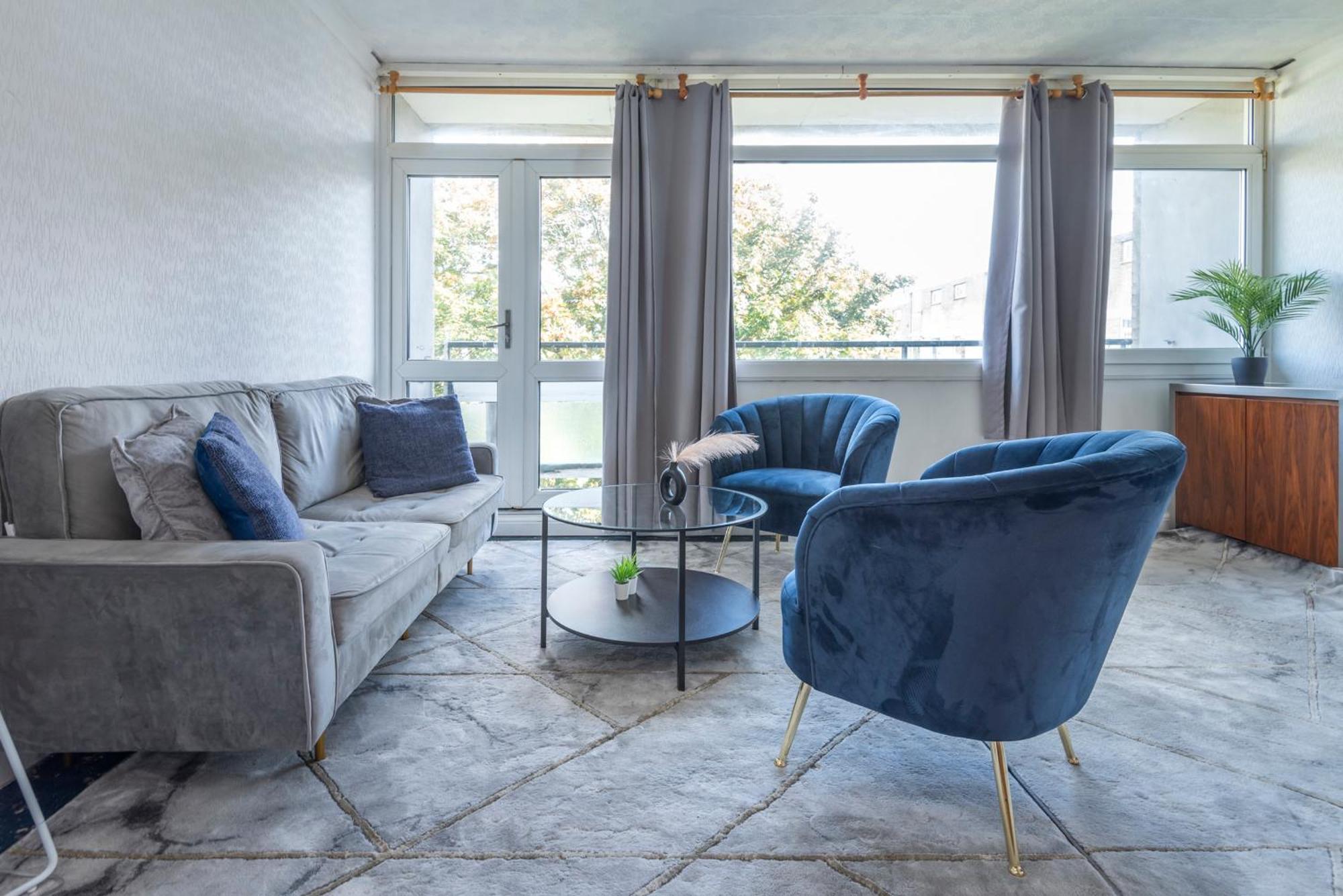Entire 3 Bedroom Luxury Apartment In London With Private Balcony Londres Exterior foto